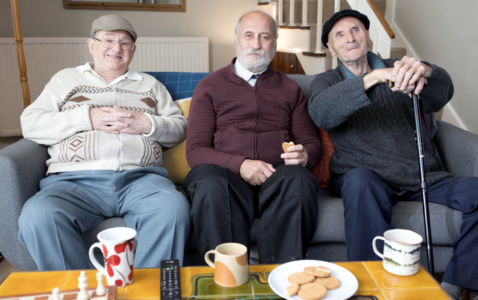 3 elderly gents on sofa